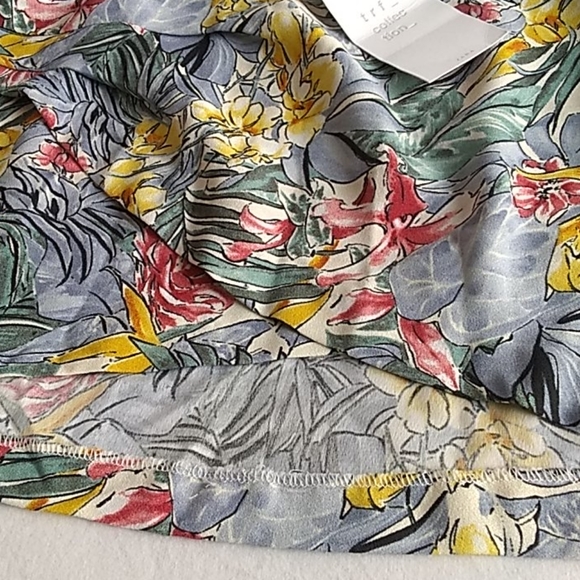 Zara Trafaulic floral mini skirt - Picture 3 of 5